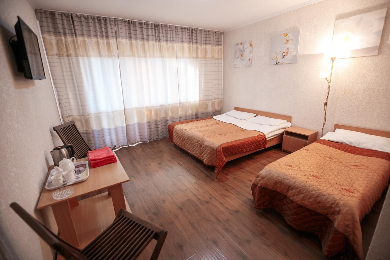 Evropa Hotel Bosteri Exteriör bild